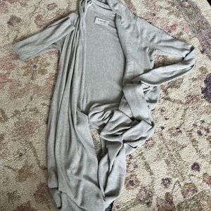 Bavarian Aritzia grey sweater